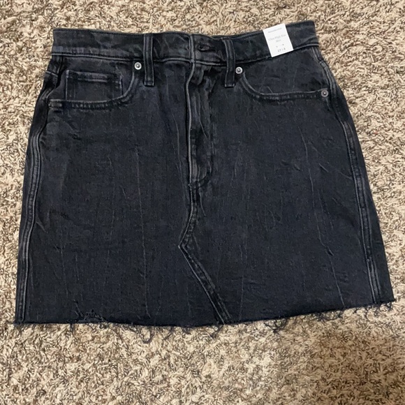 Abercrombie & Fitch Pants - Abercrombie & Fitch high rise Skirt NWT